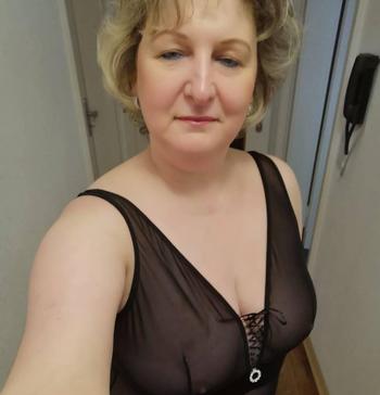 Helena, 51 Caucasian/White female escort, Cornwall